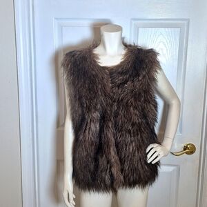 Anthropologie Sanctuary brown fur vest size Medium